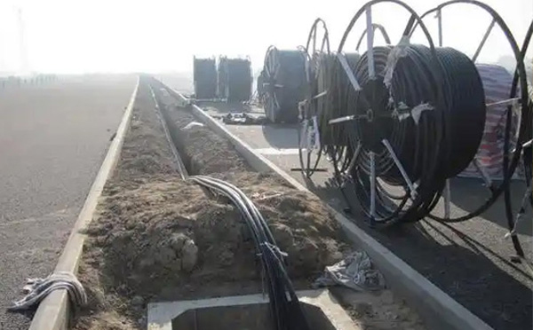 现代通信网络建设指南:宕昌光缆施工全流程技术解析与质量控制 现代通信网络建设指南:宕昌光缆施工全流程技术解析与质量控制